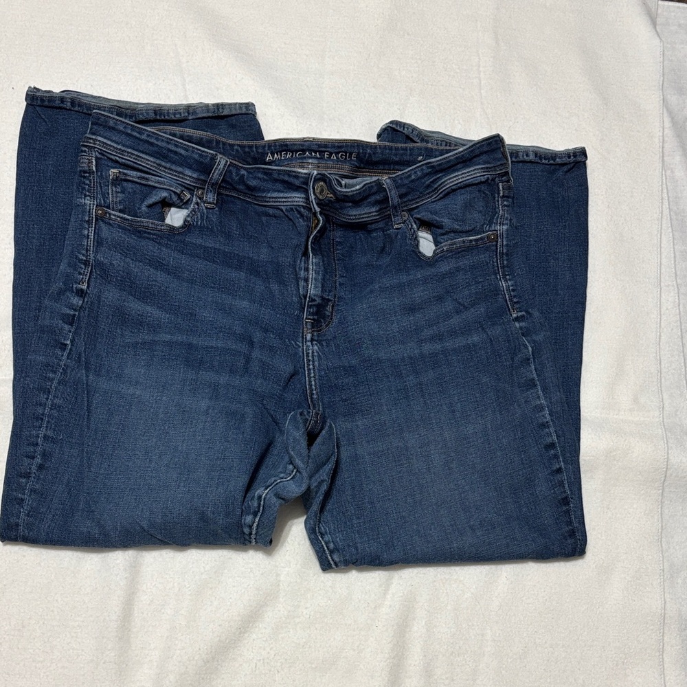American Eagle Outfitters Women's Dark Blue High Rise Jeans